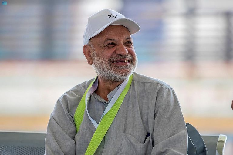 الأمير فيصل بن خالد بن سلطان بن عبدالعزيز خلال جولته التفقدية