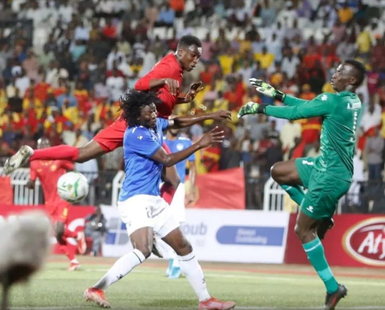 الهلال والمريخ