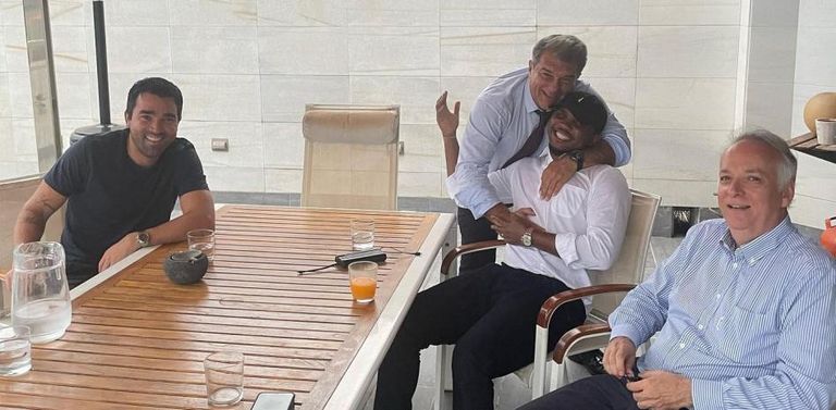 ديكو وخوان لابورتا وصامويل إيتو ليونيل ميسي وكريستيانو رونالدو