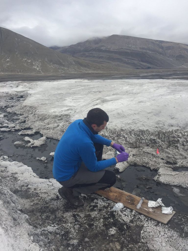 نبع لوست هامر سبرينج في كندا