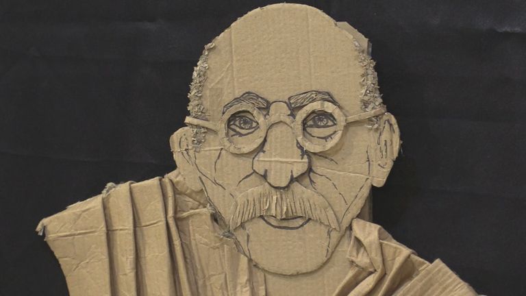 إحدى لوحات المعرض