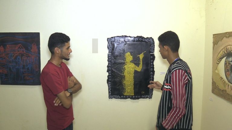 إحدى لوحات المعرض