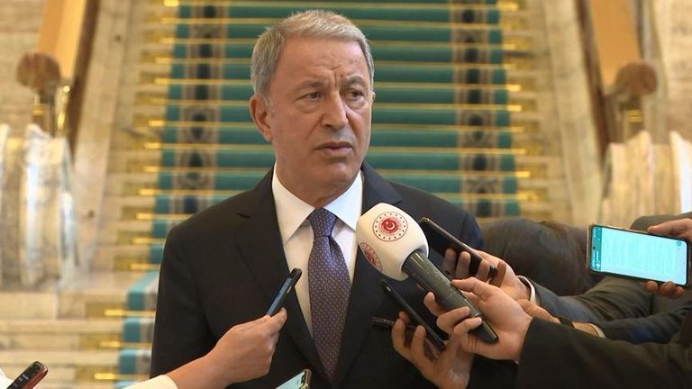 وزير الدفاع التركي