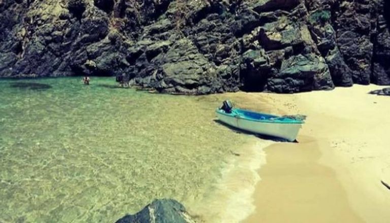 شاطئ المريسة شرقي الجزائر