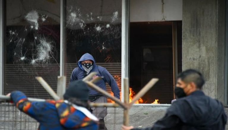 كيتو تعاني من أعمال عنف بسبب احتجاجات السكان الأصليين بالإكوادور- الفرنسية