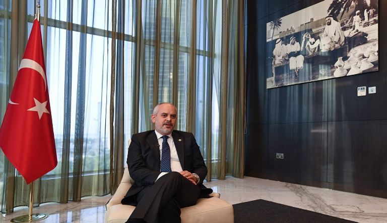 عاكف جاتاي كيليش رئيس لجنة الشؤون الخارجية في البرلمان التركي