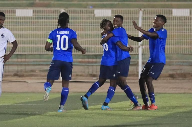 الهلال ضد المريخ