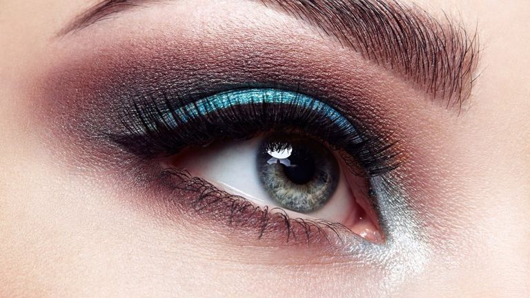 ظلال الجفون- أرشيفية