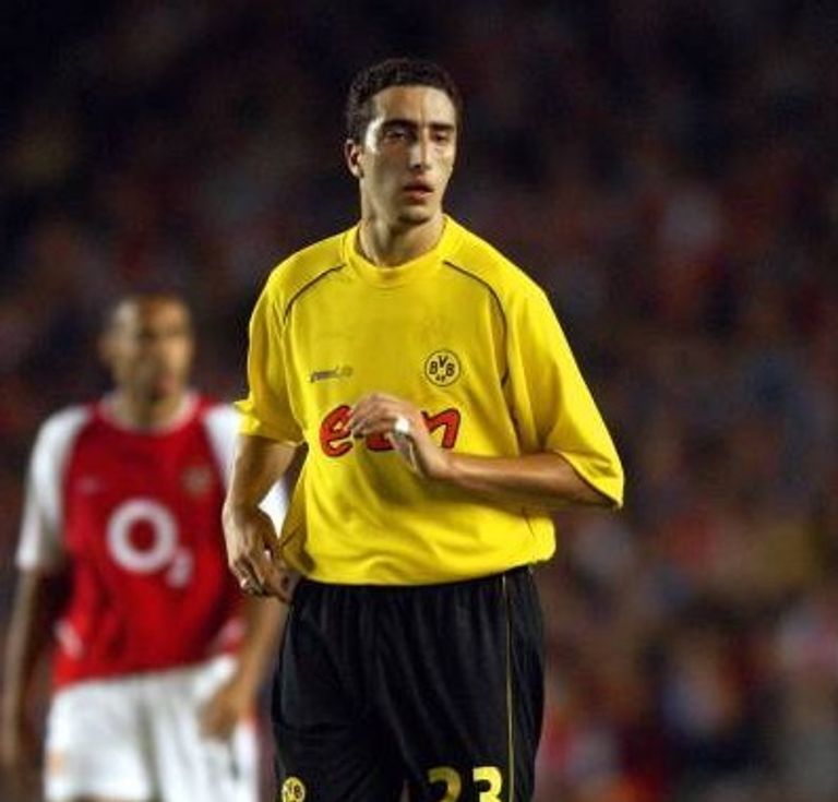 أحمد رضا مادوني مهدي بن عطية وأشرف حكيمي