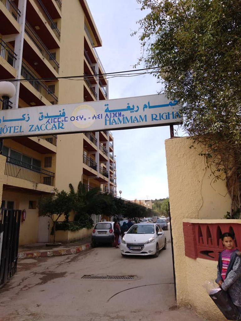 حمام ريغة بولاية عين الدفلى الجزائرية حمام معدني طبيعي في الجزائر