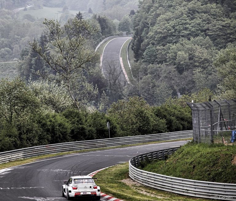 مضمار Nurburgring Nordschleife مضمار Indianapolis Motor Speedway