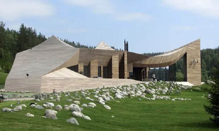 الجاردن هاوس المجاور لكوخ الصياد