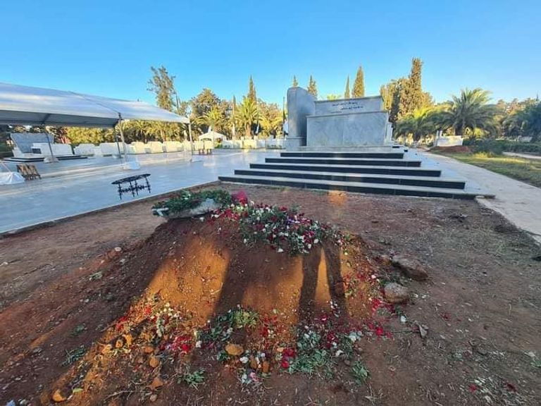 قبر الرئيس الجزائري الراحل عبد العزيز بوتفليقة بمقبرة العالية مقبرة العالية في الجزائر العاصمة - أرشيفية