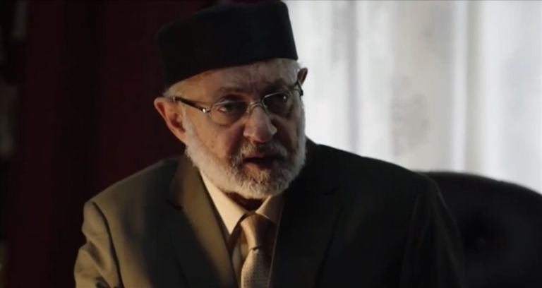 الفنان عبدالعزيز مخيون