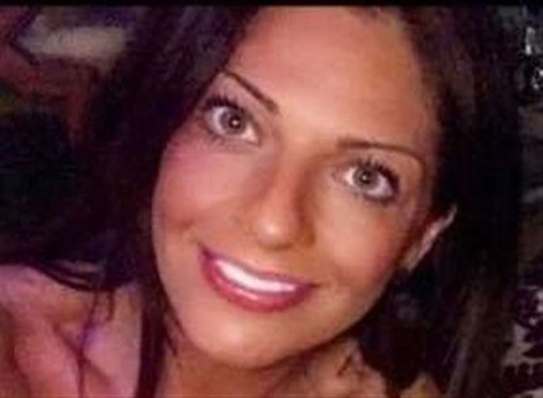 المحتالة نيكول الكباس