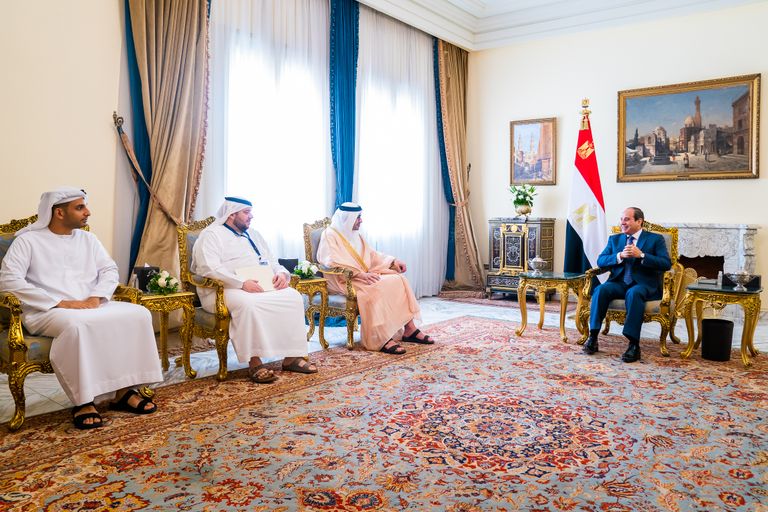 عبدالفتاح السيسي يلتقي الشيخ عبدالله بن زايد آل نهيان