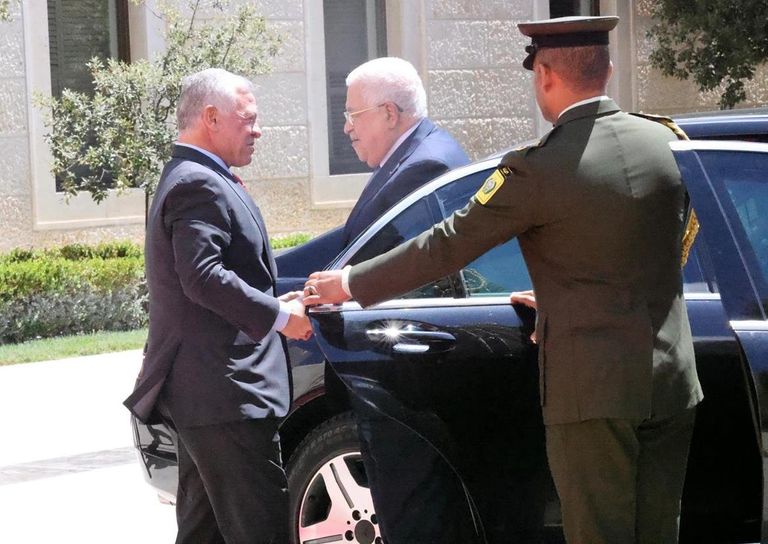 جانب من لقاء العاهل الأردني الملك عبد الله الثاني والرئيس الفلسطيني محمود عباس 