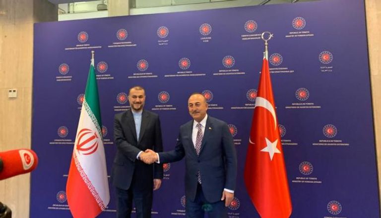 وزيرا خارجية إيران وتركيا في أنقرة