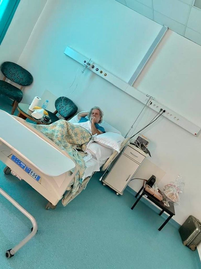 مارسيل خليفة في المستشفى