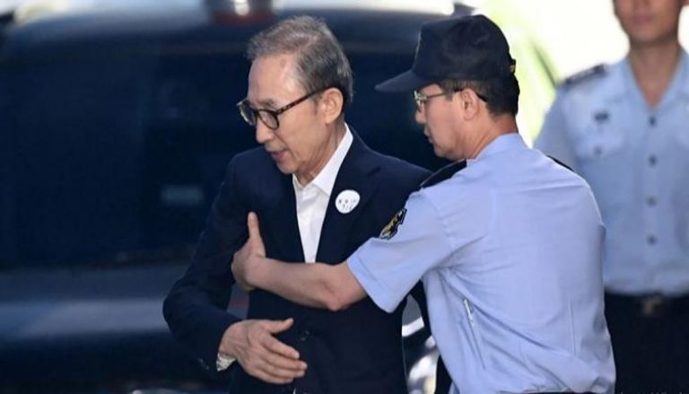  الرئيس الكوري الجنوبي الأسبق 