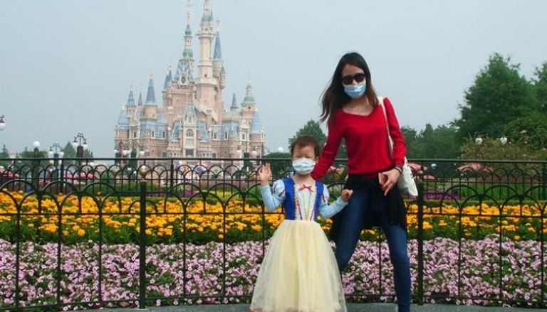متنزه ديزني لاند شنغهاي يستقبل آلاف الزوار