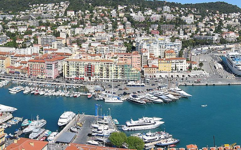 Staro mestno jedro Nice je eno od krajev, ki jih je treba obiskati v Nici