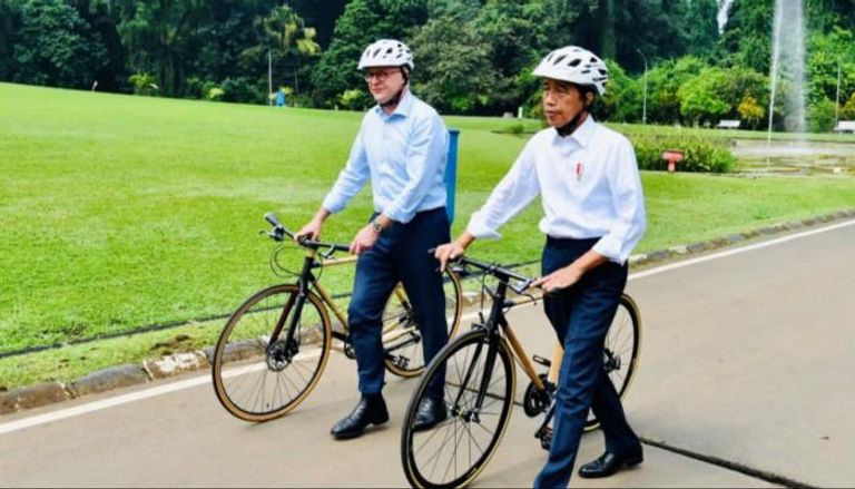 الرئيس الإندونيسي جوكو ويدودو رئيس الوزراء الأسترالي الجديد أنتوني ألبانيزي