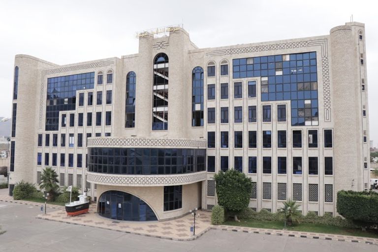 شركة النفط - صنعاء محطة وقود في صنعاء