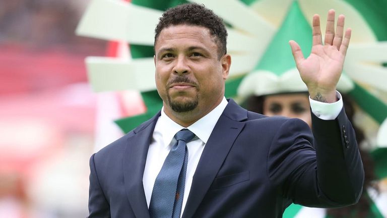 الظاهرة رونالدو مالك نادي بلد الوليد