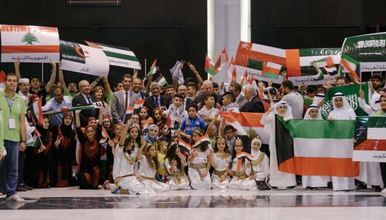 الطلبة المتنافسون في البطولة العربية للروبوت والذكاء الاصطناعي