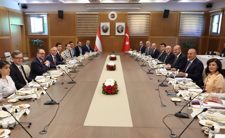 وزراء خارجية وداخلية تركيا والنمسا