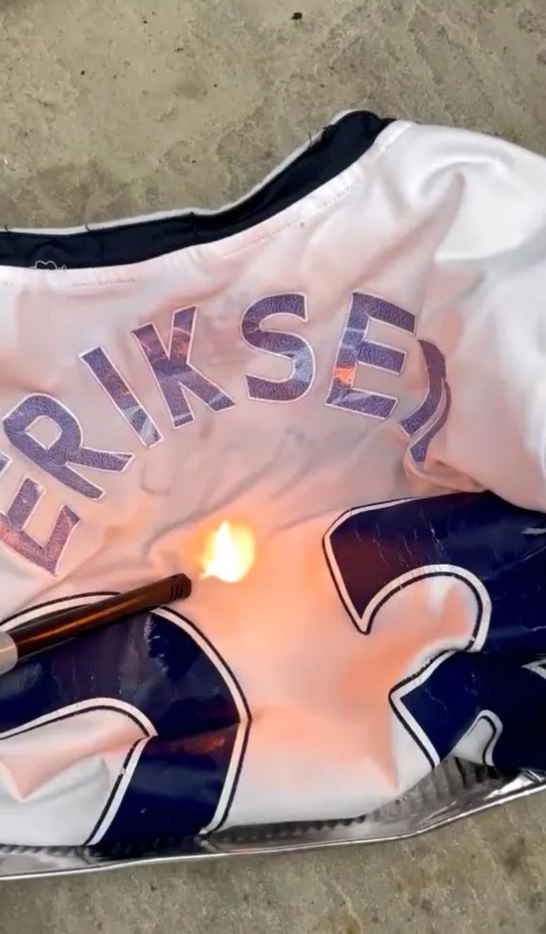 قميص إريكسن كريستيان إريكسن لاعب برينتفورد