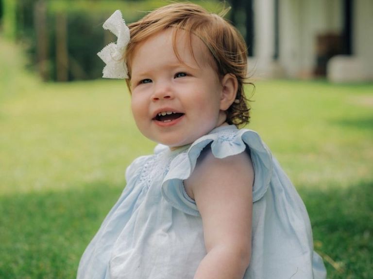 ميجان ماركل مع ابنتها ليليبت