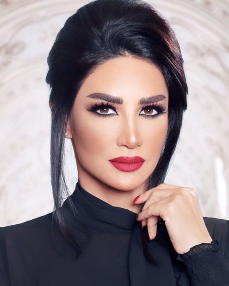 الفنانة ديانا حداد