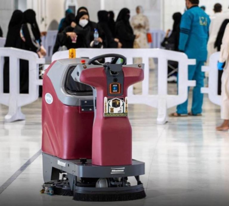 روبوتات التعقيم