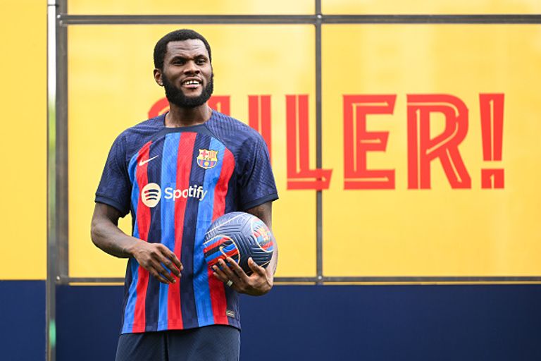 فرانك كيسي سيباستيان هيلير