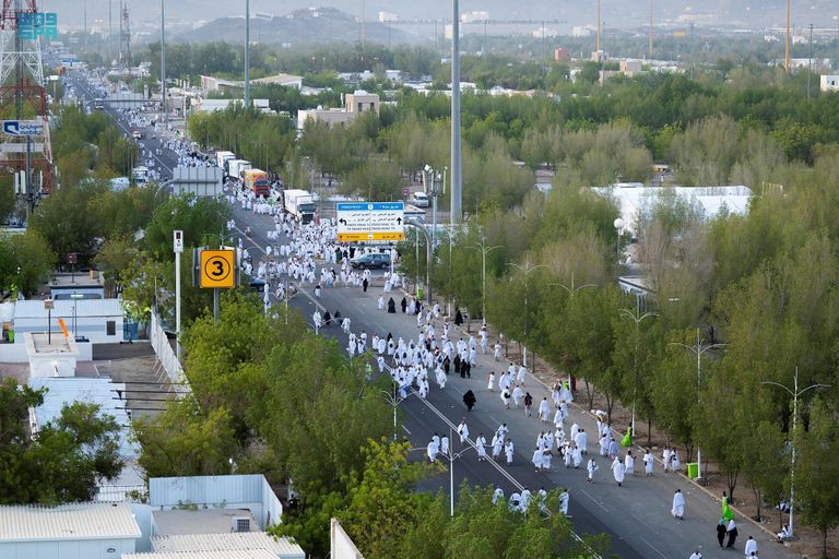 الدعاء من أفضل الأعمال يوم عرفة