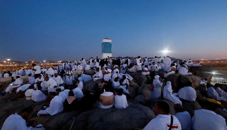 حجاج على صعيد عرفات