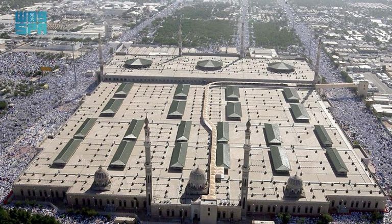 صورة قديمة لمسجد نمرة قبل التوسعات الأخيرة
