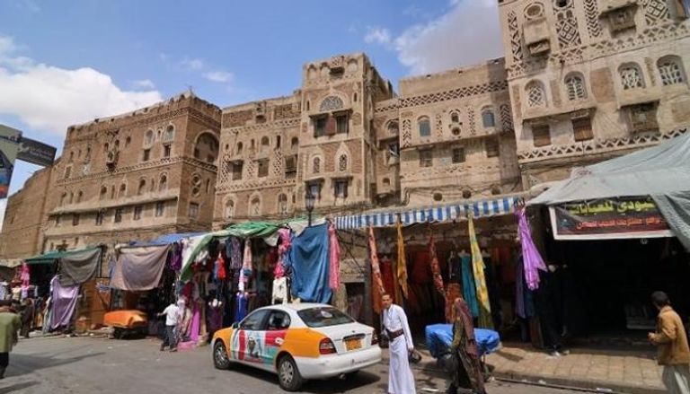 سوق تجاري في عدن باليمن