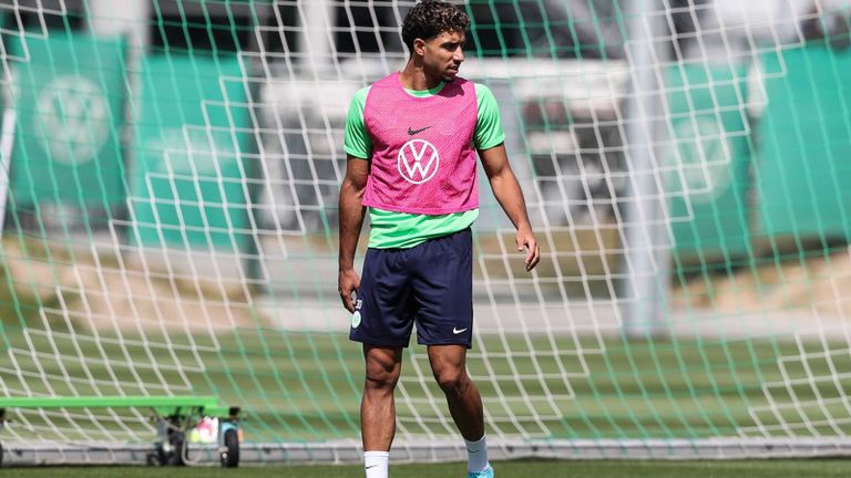 عمر مرموش محمد صلاح ومحمد النني