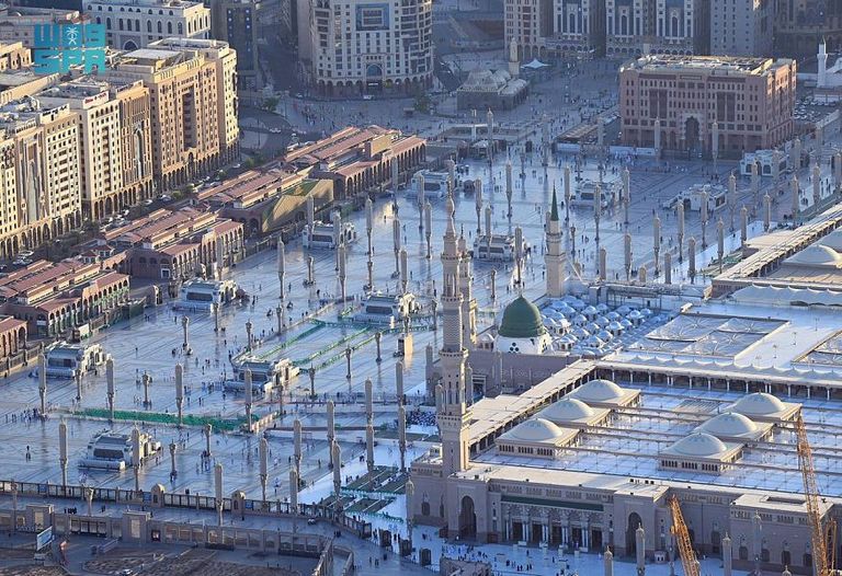 استعدادات العاملين بالمسجد النبوي لاستقبال الحجاج