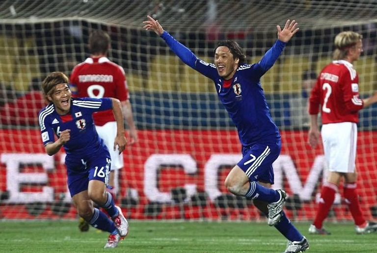 ياشيتو إيندو بيليه وجارينشيا أسطورتا منتخب البرازيل