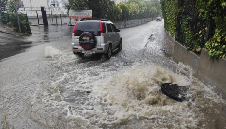 من أثار السيول بإسطنبول