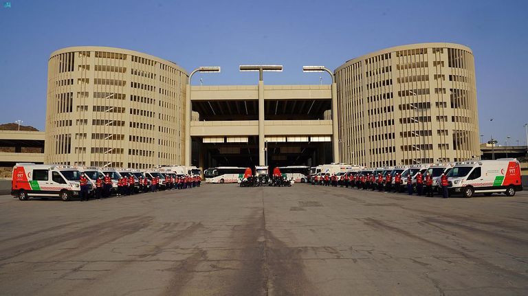 ضيوف الرحمن يؤدون طواف الوداع وسط منظومة خدمية متكاملة