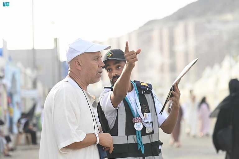 ضيوف الرحمن يؤدون طواف الوداع وسط منظومة خدمية متكاملة