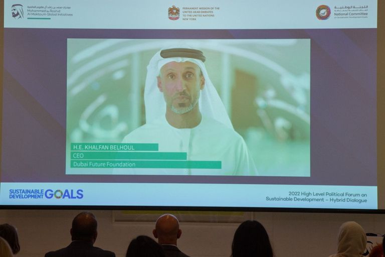 خلفان بالهول يستعرض جانباً من المبادرات في محور ابتكار المستقبل والريادة وجهود "متحف المستقبل" في مجال الاستدامة 