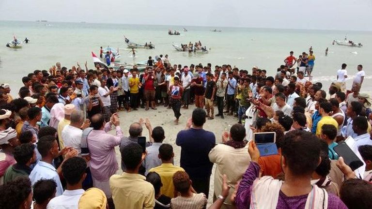 قصف حوثي يستهدف فعالية فنية في تعز