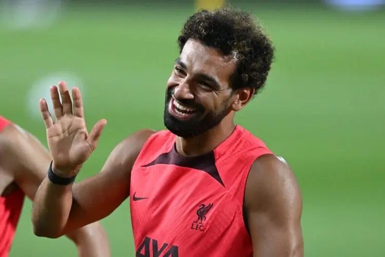 محمد صلاح وليونيل ميسي 