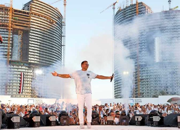 حفل عمرو دياب في الساحل الشمالي بمصر